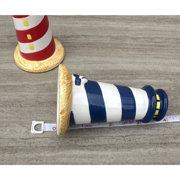 Pair of lighthouse salt and pepper shakers 4" tall collectible Current Inc - Picture 8 of 8